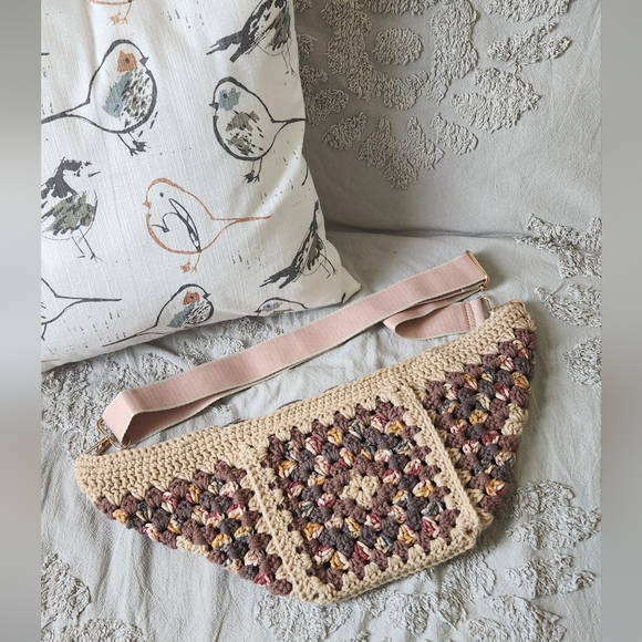 Handmade new Fanny Pack/ Bum Bag - Picture 3 of 7